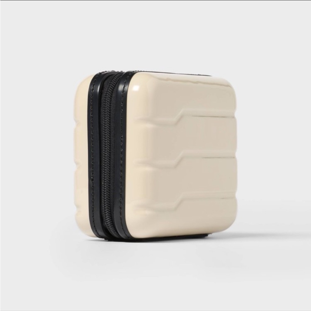 Mini Hardside Off White Case